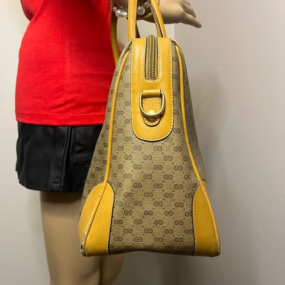 Gucci Vintage Micro GG Sherry Line Boston Bag - Rare Mustard Trim- Crest Charm- - Picture 2 of 15